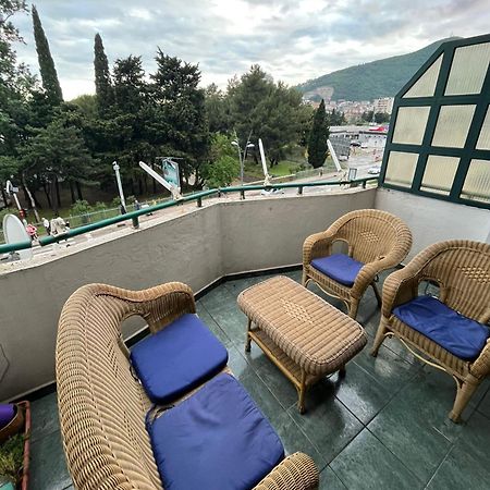 Apartments Mare Budva Bagian luar foto